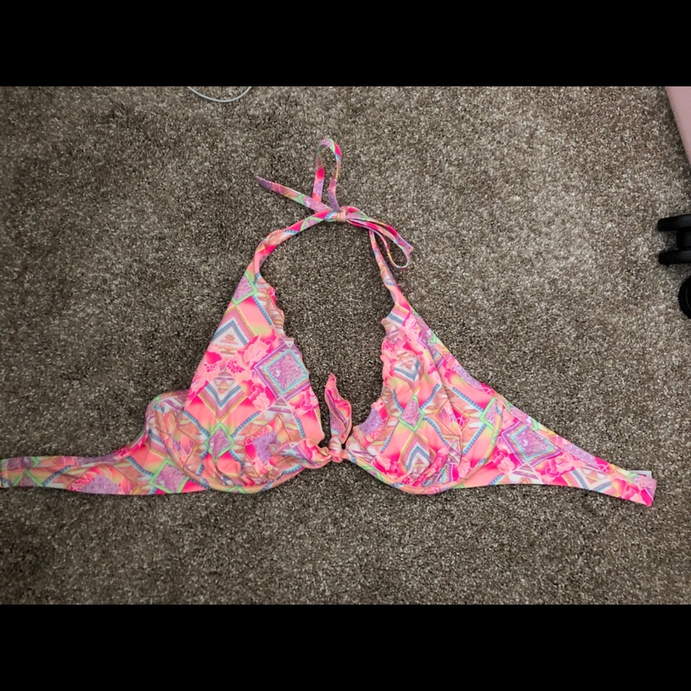 VICTORIA’S SECRET Halter Bikini Top